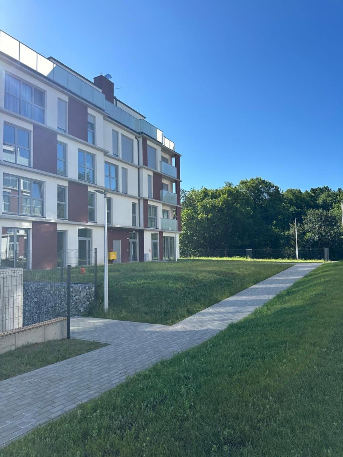 Apartament Debowe Wzgorze Złotów Buitenkant foto